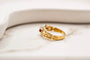Bague 51 Bague Art Déco en or jaune 18 carats et rubis diamants 58 Facettes 3849