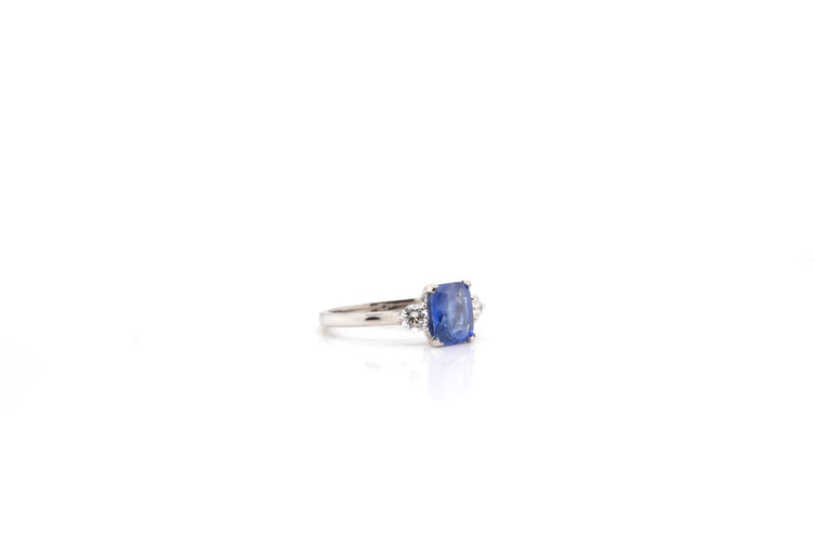 Bague 53 Bague en platine saphir de Ceylan et diamants 58 Facettes 24456 / 24745