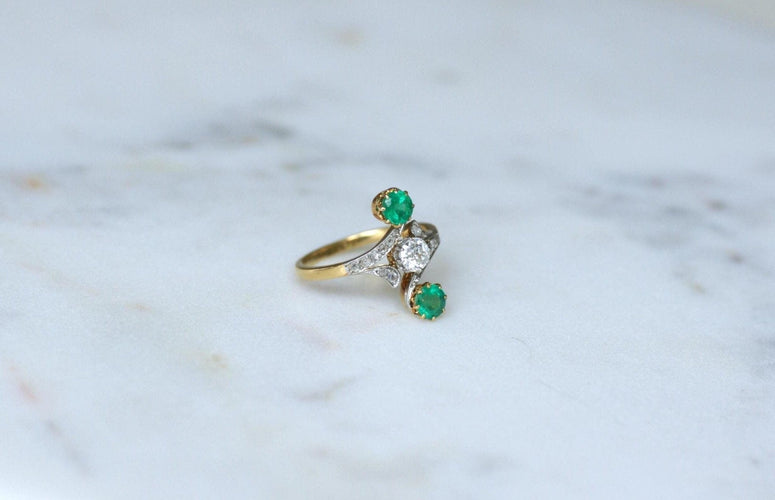 Bague 54 Bague Toi et Moi en or jaune 18kt et platine, diamants, émeraudes 58 Facettes