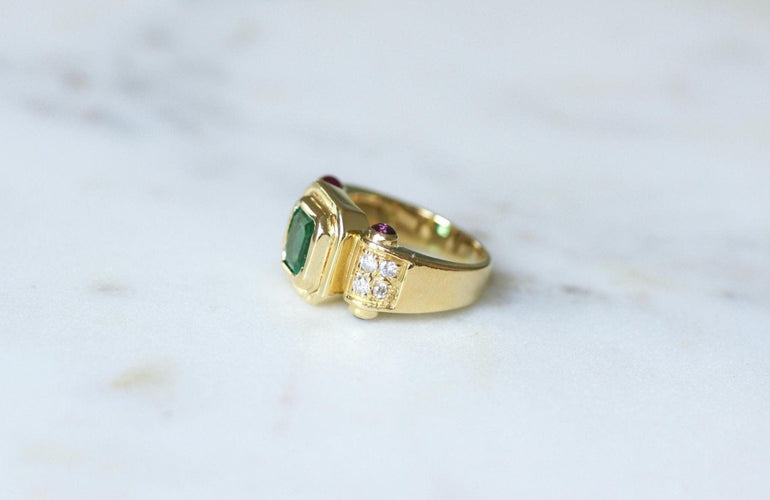 Bague 55.5 Bague vintage émeraude colombienne en or jaune 18k et diamants rubis 58 Facettes