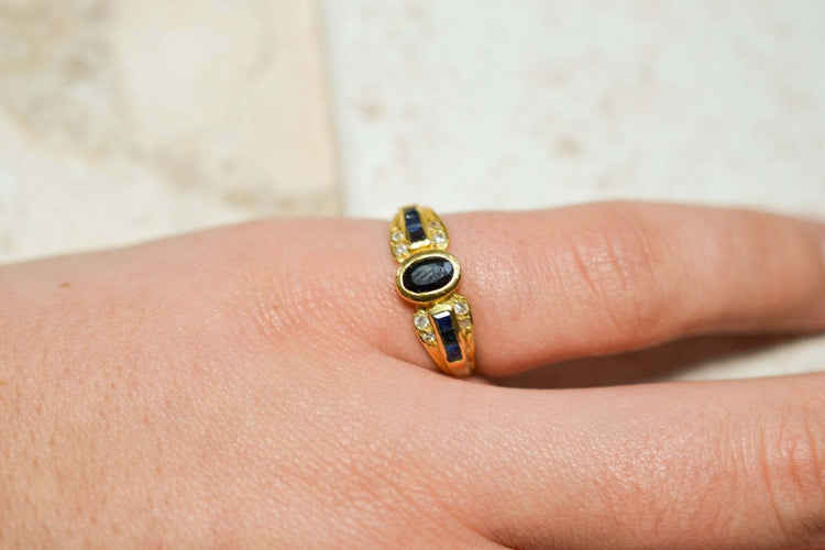 Bague 49.5 Bague bandeau Art Déco en or jaune 18 carats et saphirs, diamants 58 Facettes 3682