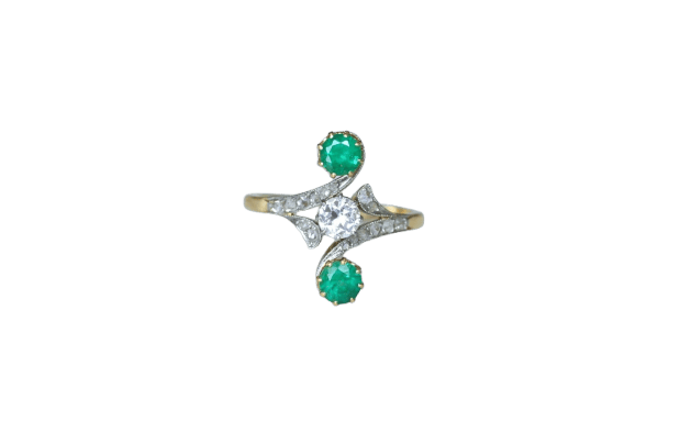 Bague 54 Bague Toi et Moi en or jaune 18kt et platine, diamants, émeraudes 58 Facettes