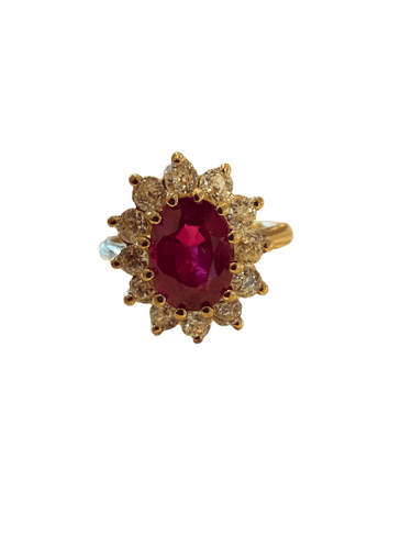 Bague 51.5 Bague en or jaune 18K avec rubis birman et diamants 58 Facettes