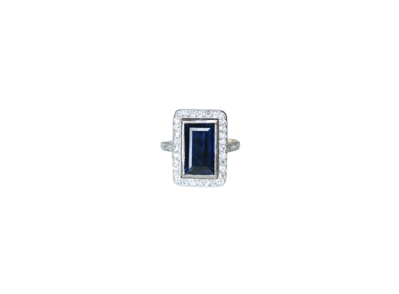 Bague 55 Bague Art Déco rectangulaire en or jaune et platine, saphir et diamants 58 Facettes