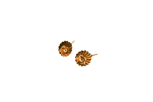 Boucles d'oreilles Boucles d’oreilles dormeuses décor fleurs en or jaune 18 carats 58 Facettes 3621