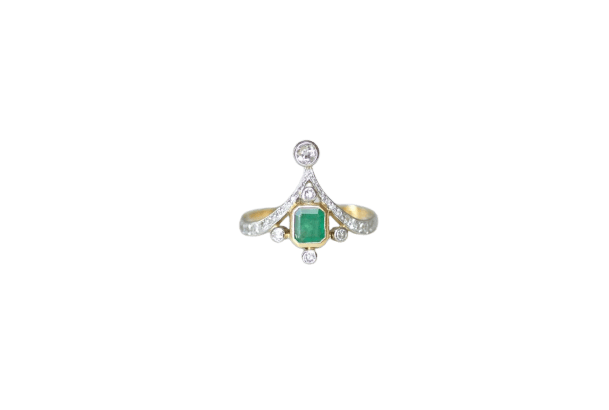 Bague 54 Bague de fiançailles aigrette en or jaune 18kt et platine, émeraude et diamants 58 Facettes