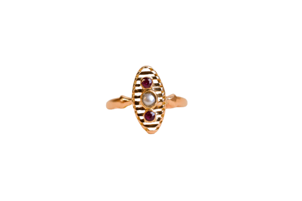 Bague 49.5 Bague navette perle et rubis de synthèse en or jaune 18 carats 58 Facettes Ref3113