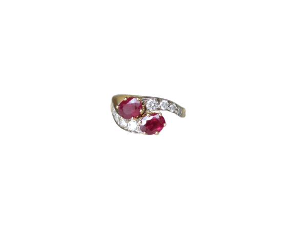 Bague 57 Bague Toi et Moi en or jaune 18k, platine, rubis et diamants 58 Facettes