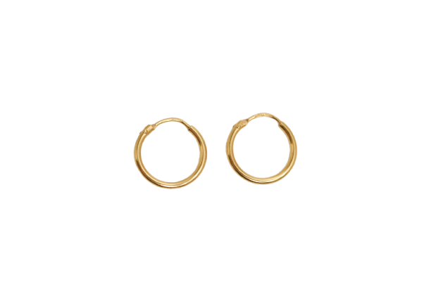 Boucles d'oreilles Boucles d’oreilles créoles lisses en or jaune 18 carats 58 Facettes 3652