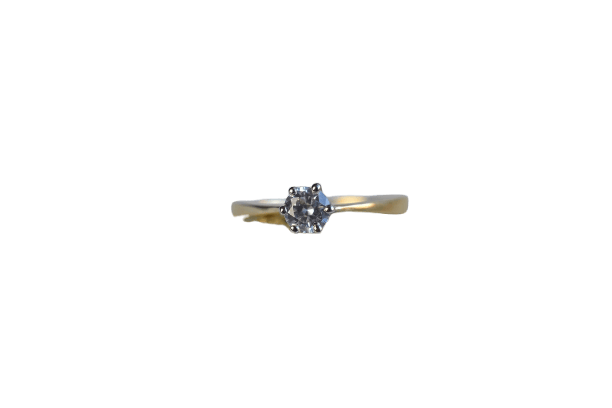 Bague 57 Bague solitaire en or jaune et pierre blanche 58 Facettes Ref1637
