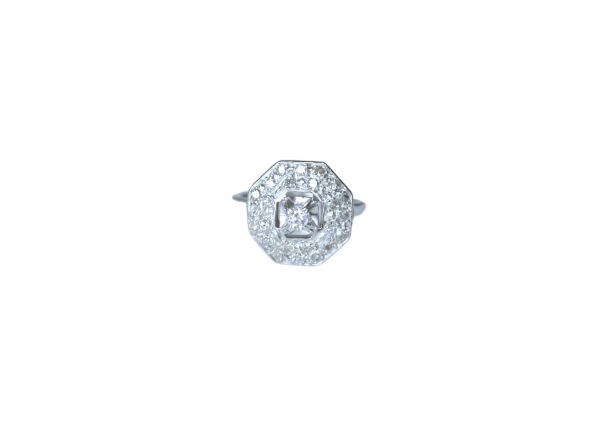 Bague 53 Bague Art Déco octogonale en platine et diamants 0,65 ct 58 Facettes