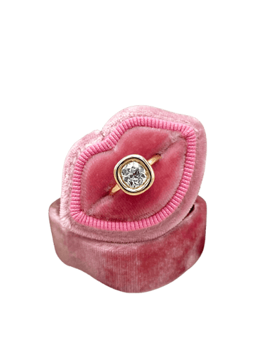 Bague 53 Solitaire coussin - Bague en or jaune 18 carats et diamant 1,35 ct 58 Facettes 1