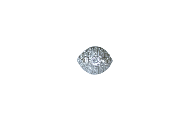 Bague 51.5 Bague dôme Art déco en platine et diamants 1,30 ct 58 Facettes