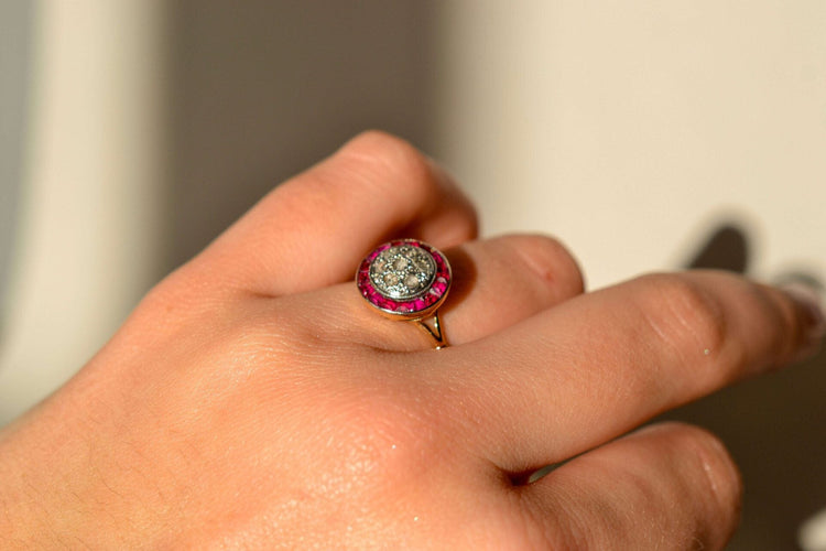 https://www.noircarat.fr/wp-content/uploads/2026/01/bijou-vintage-seconde-main.jpg