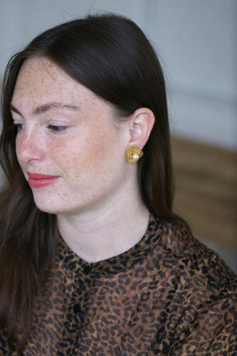 Boucles d'oreilles Gübelin - Boucles d’oreilles clip torsadées en or jaune 18kt et perles 58 Facettes