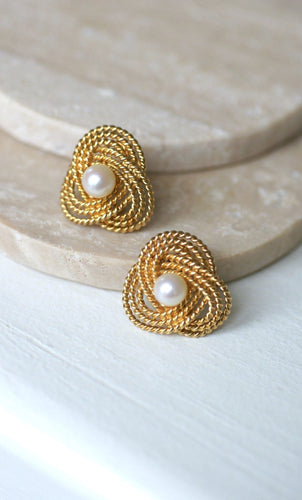 Boucles d'oreilles Gübelin - Boucles d’oreilles clip torsadées en or jaune 18kt et perles 58 Facettes
