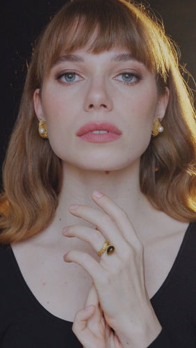 Boucles d'oreilles Gübelin - Boucles d’oreilles clip torsadées en or jaune 18kt et perles 58 Facettes