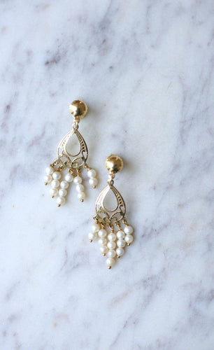 Boucles d'oreilles Boucles d'oreilles pendantes à franges en or jaune 18k et perles 58 Facettes