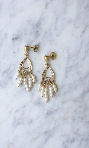 Boucles d'oreilles Boucles d'oreilles pendantes à franges en or jaune 18k et perles 58 Facettes