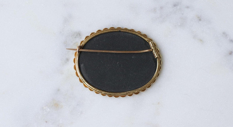 Broche Broche fleur pietra dura en or jaune 18kt et pierres dures 58 Facettes