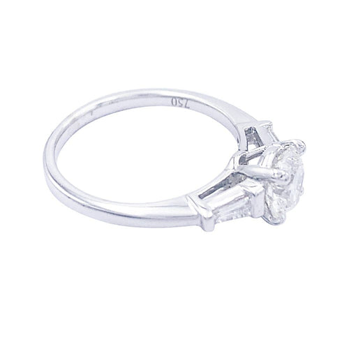 Bague 53 Bague solitaire en or blanc avec diamant 1,15 ct et diamants baguette 58 Facettes 32529