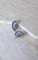 Boucles d'oreilles Boucles d’oreilles à clip plume en or blanc 18k et saphirs 58 Facettes