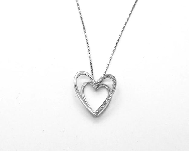 Collier Collier - Pendentif cœur en or blanc 18 ct et diamants 0,22 ct 58 Facettes 4726