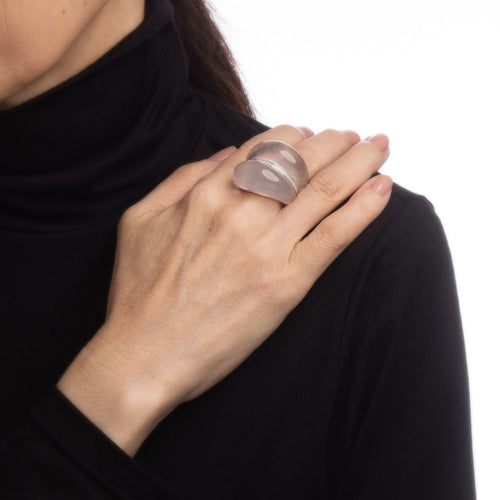 Bague 47 Bague contemporaine en or jaune 18k, quartz rose et diamants 58 Facettes G12181