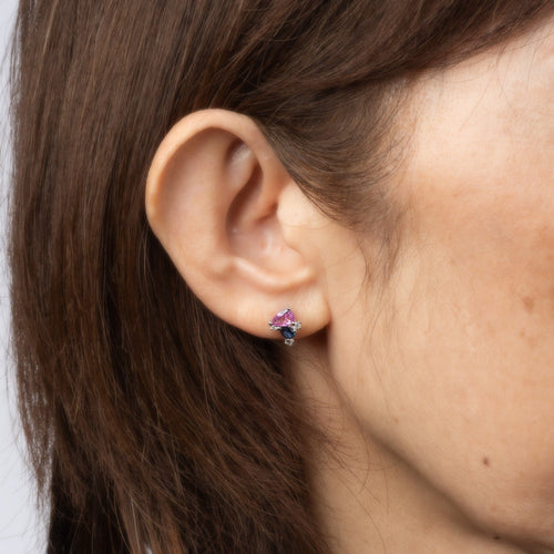 Boucles d'oreilles Boucles d'oreilles puces grappe saphirs et diamants en or blanc 14k 58 Facettes G13171