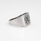 Bague 53.5 Cartier - Bague chevalière vintage en platine 950 gravée 58 Facettes G13443