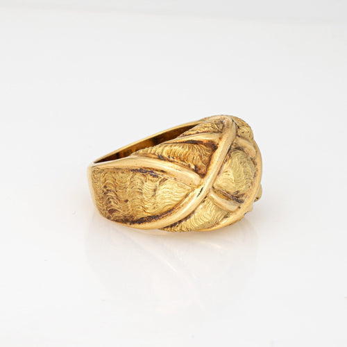 Bague 50 Tiffany & Co - Bague Vintage Quilt dôme en or jaune 18k 58 Facettes G13677