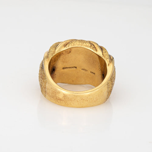 Bague 50 Tiffany & Co - Bague Vintage Quilt dôme en or jaune 18k 58 Facettes G13677