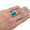 Bague 54 Bague en or blanc 750 avec émeraude 5,90 ct et diamants 58 Facettes 30684