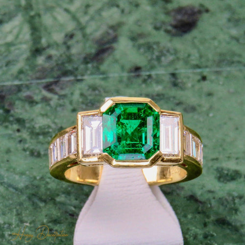 Bague 54 Bague - Or jaune 18 carats avec émeraudes et diamants 58 Facettes 1707