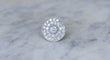 Bague 53 Bague cible Art Déco ronde en platine et diamants 4,16 cts 58 Facettes