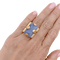 Bague 50 Bague « Tank » en or rose 750 ornée d’un jade lavande 58 Facettes 34753