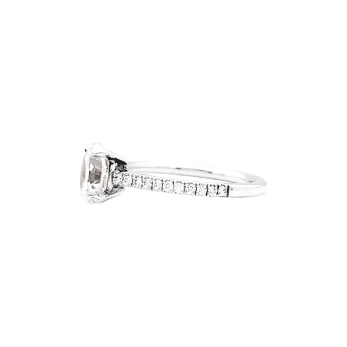 Bague 50 Bague solitaire en or blanc 750 avec diamant ovale 1 ct 58 Facettes 35329