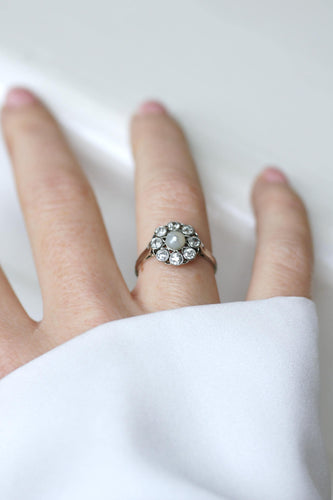 Bague 55.5 Bague marguerite Art Déco en or blanc 18k, perle bouton et diamants 58 Facettes