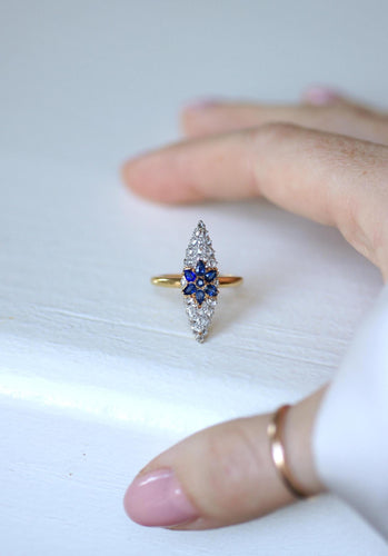 Bague 50 Bague marquise étoile en or jaune 18k et platine, saphirs et diamants 58 Facettes