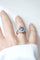 Bague 53 Bague - Bague de fiançailles marguerite en platine et saphir de Ceylan 58 Facettes
