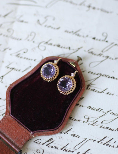 Boucles d'oreilles Boucles d’oreilles dormeuses en or jaune 18k, améthystes et diamants 58 Facettes