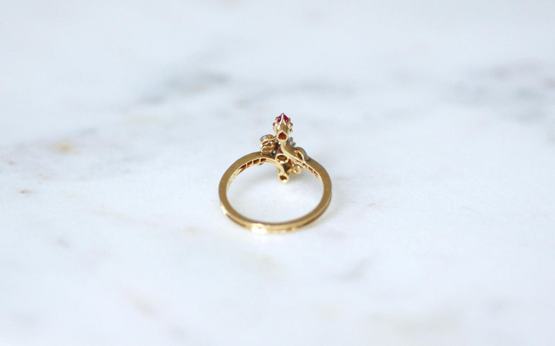 Bague 54 Bague Toi et Moi Belle Époque en or jaune 18k, platine, rubis et diamants 58 Facettes