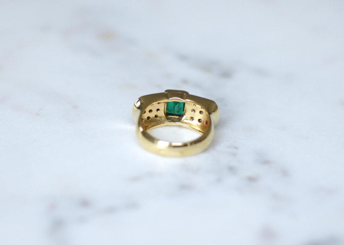 Bague 56 Bague vintage - Bague émeraude rectangulaire en or jaune et diamants 58 Facettes