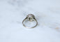 Bague 56 Bague marguerite Art Déco en or blanc et platine et diamants 58 Facettes