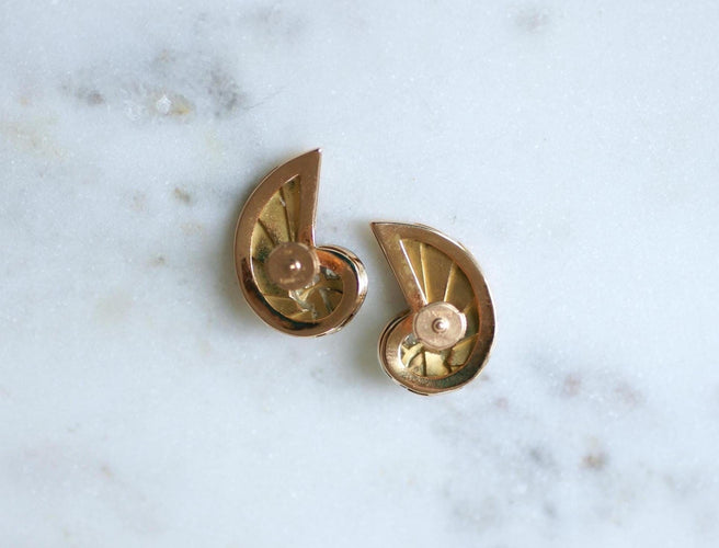 Boucles d'oreilles Boucles d’oreilles coquillage en or rose 18 ct et diamants 58 Facettes
