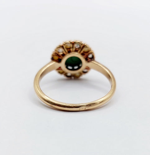 Bague 52.5 Bague marguerite or jaune, cabochon de turquoise, diamants et perles (circa 1900) 58 Facettes A05219