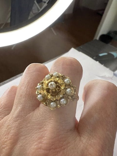 Bague 57 ENSEMBLE ANCIEN DE BOUCLES D'OREILLES ET BAGUE DU DÉBUT DU 20E SIÈCLE. OR 18 carats avec PERLES DE CULTURE 58 Facettes Q188B