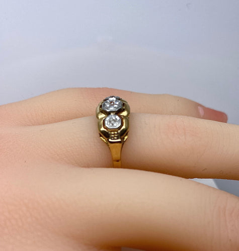 Bague 51 Bague en or jaune 18 carats ornée de 3 diamants 58 Facettes AB545