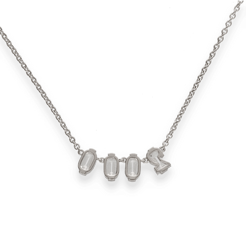 Collier Collier pendentif or blanc platine diamants taillés en chiffres 58 Facettes