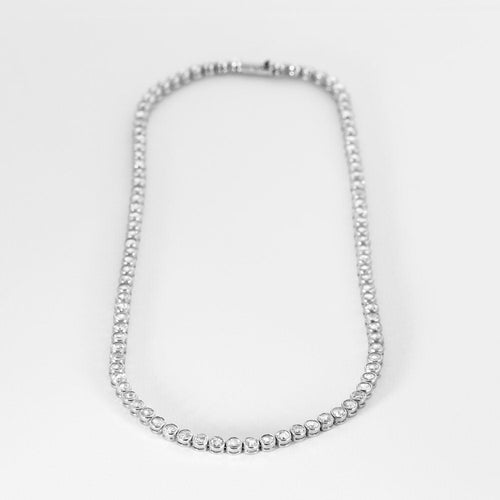 Collier Collier rivière en or blanc et diamants taillés en rose. 58 Facettes GU182